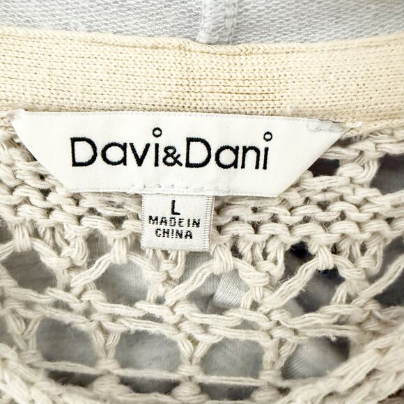 DAVI & DANI | Blue Gray Crochet Cream Slouchy Hoodie Oversized V-Neck | Large - Picture 6 of 10